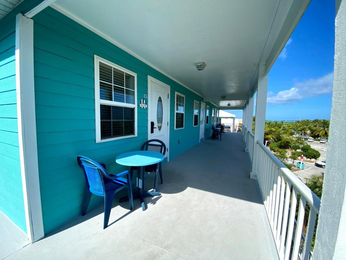 Hideaways Exuma Hotel George Town Exterior photo
