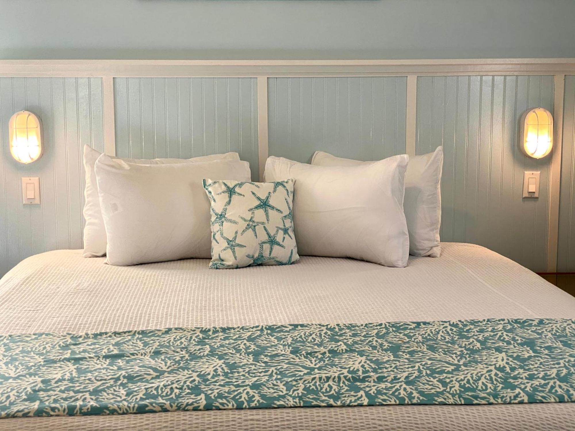 Hideaways Exuma Hotel George Town Exterior photo